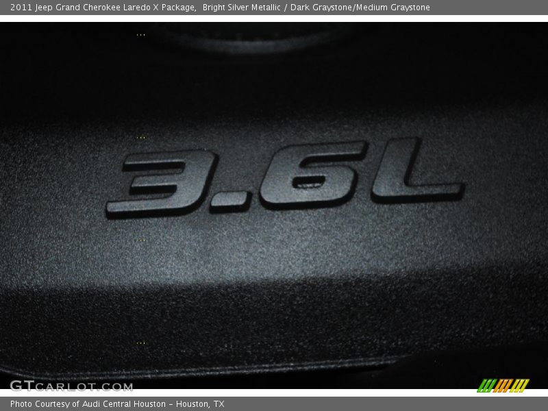 Bright Silver Metallic / Dark Graystone/Medium Graystone 2011 Jeep Grand Cherokee Laredo X Package