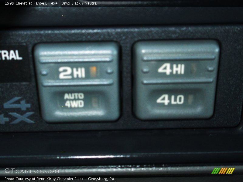 Onyx Black / Neutral 1999 Chevrolet Tahoe LT 4x4