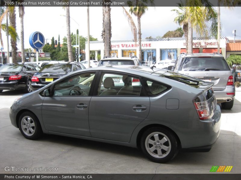 Tideland Gray Green Pearl / Ivory/Brown 2005 Toyota Prius Hybrid