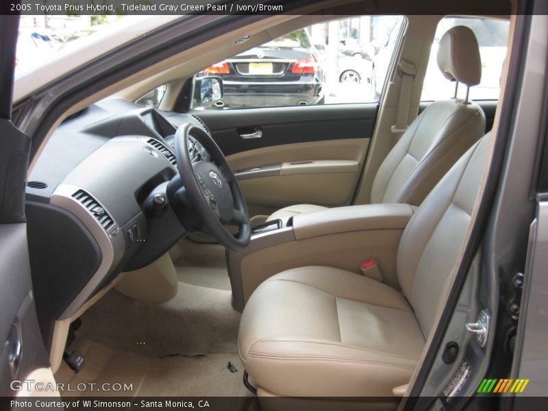 Front Seat of 2005 Prius Hybrid