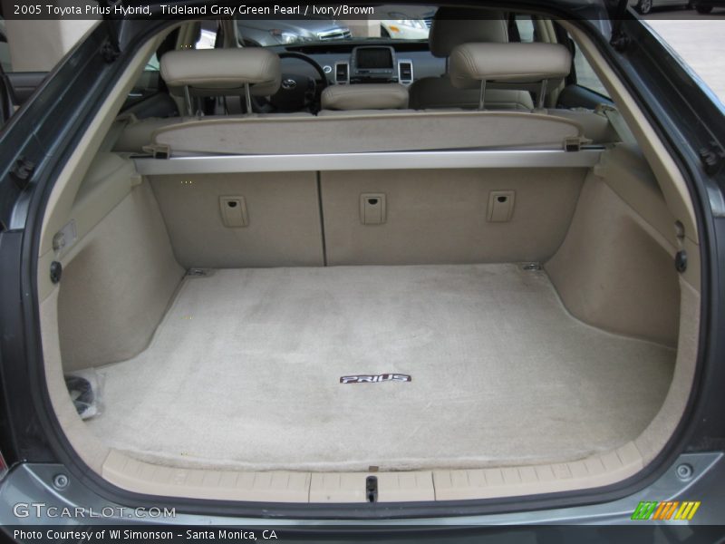  2005 Prius Hybrid Trunk