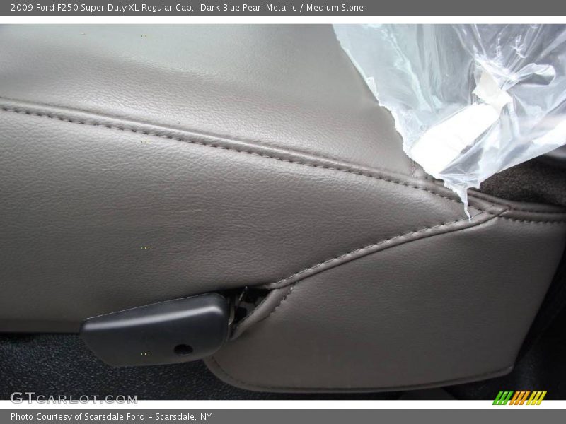 Dark Blue Pearl Metallic / Medium Stone 2009 Ford F250 Super Duty XL Regular Cab