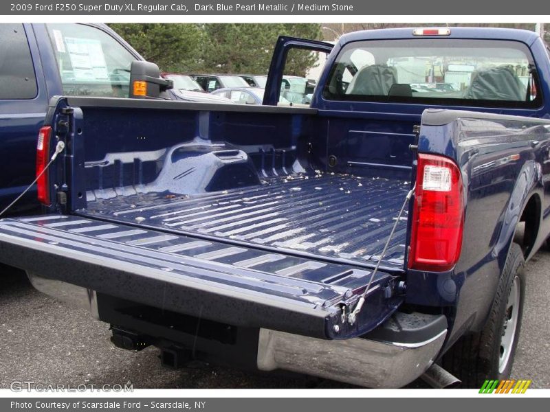 Dark Blue Pearl Metallic / Medium Stone 2009 Ford F250 Super Duty XL Regular Cab