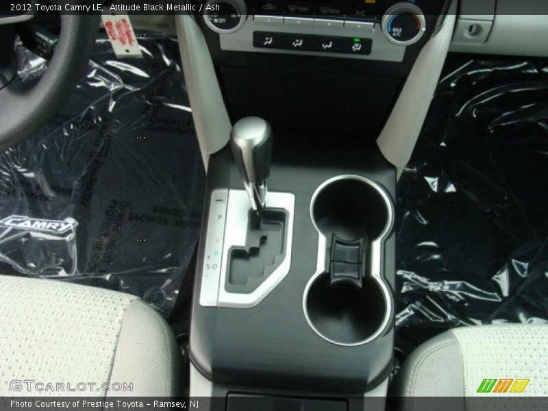 Attitude Black Metallic / Ash 2012 Toyota Camry LE