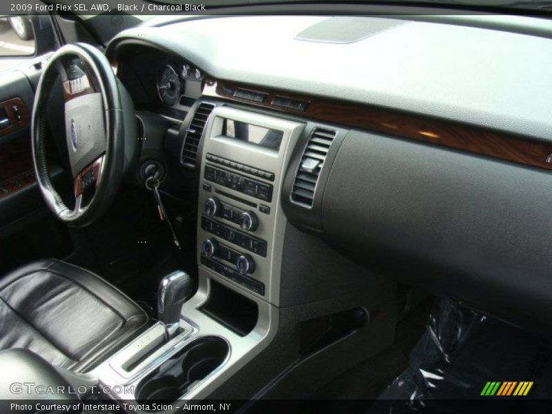 Black / Charcoal Black 2009 Ford Flex SEL AWD