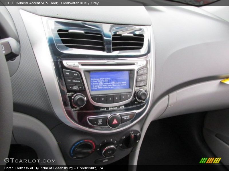 Controls of 2013 Accent SE 5 Door