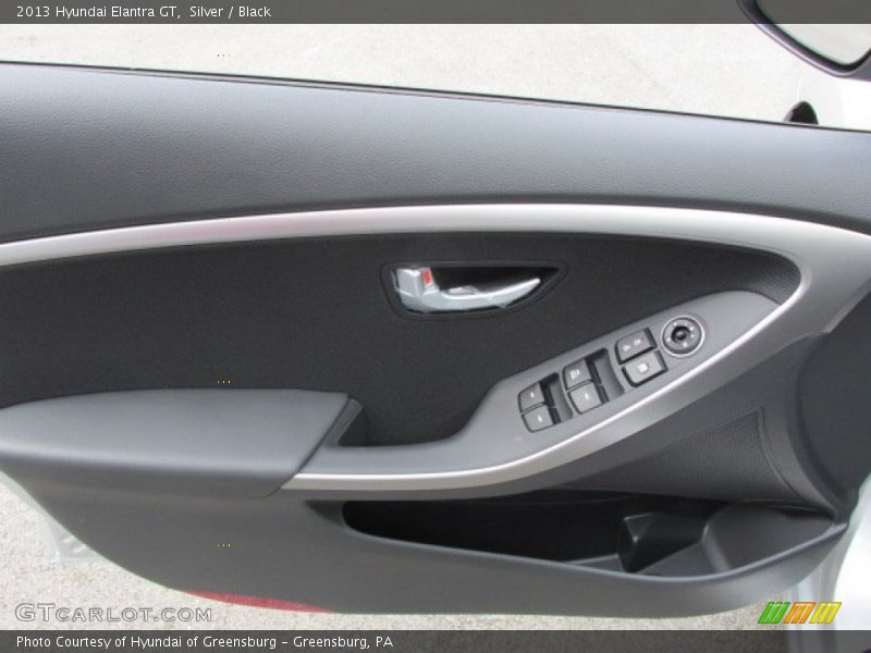 Silver / Black 2013 Hyundai Elantra GT