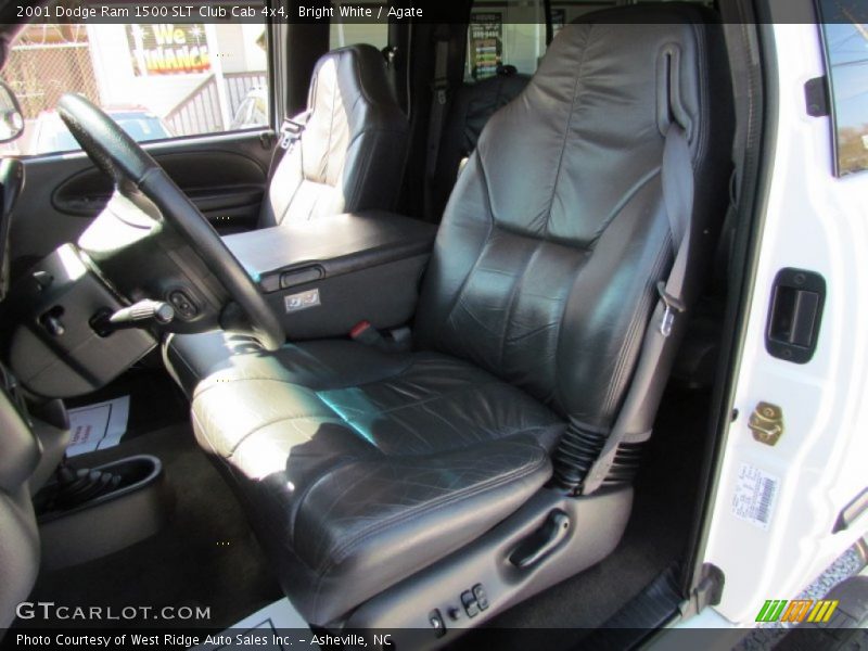 Front Seat of 2001 Ram 1500 SLT Club Cab 4x4