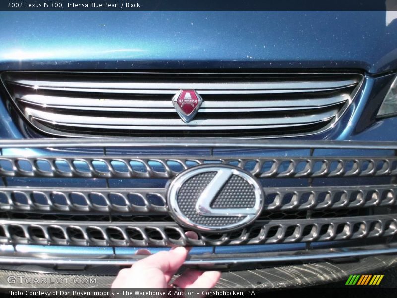 Intensa Blue Pearl / Black 2002 Lexus IS 300