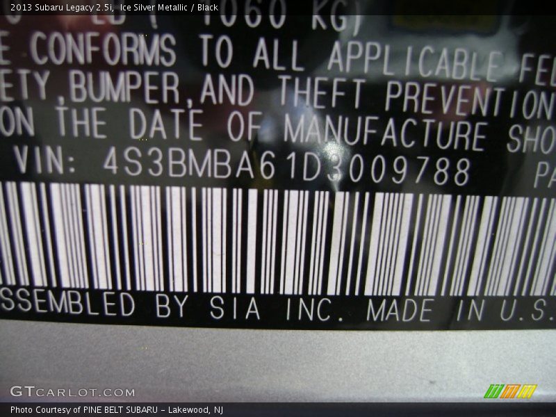 Ice Silver Metallic / Black 2013 Subaru Legacy 2.5i