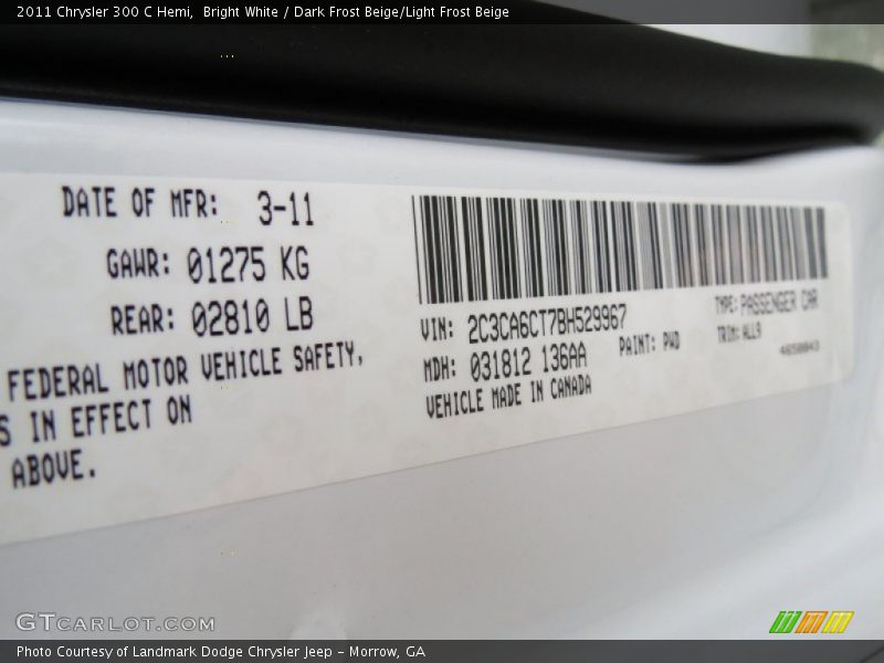 Bright White / Dark Frost Beige/Light Frost Beige 2011 Chrysler 300 C Hemi