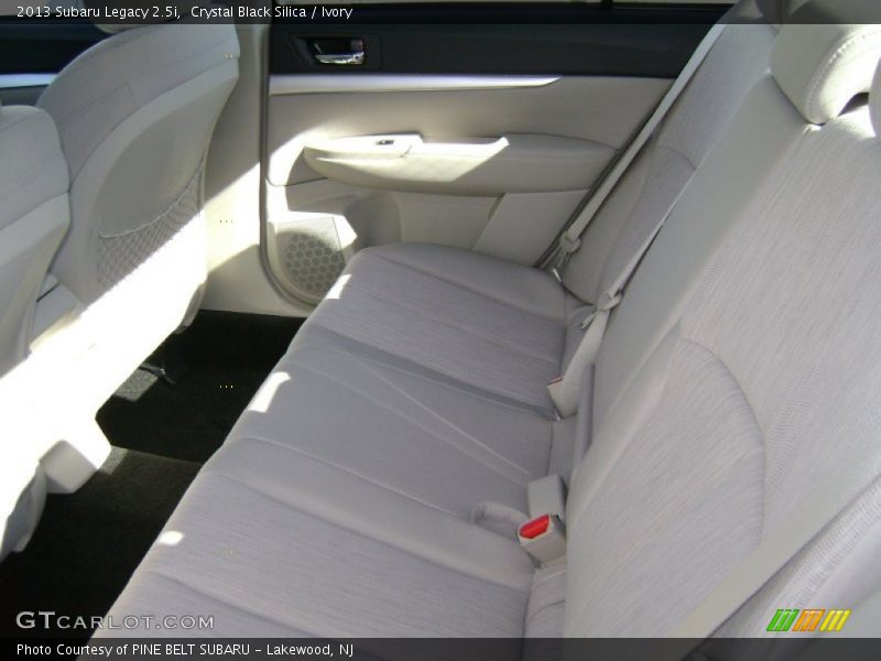 Crystal Black Silica / Ivory 2013 Subaru Legacy 2.5i