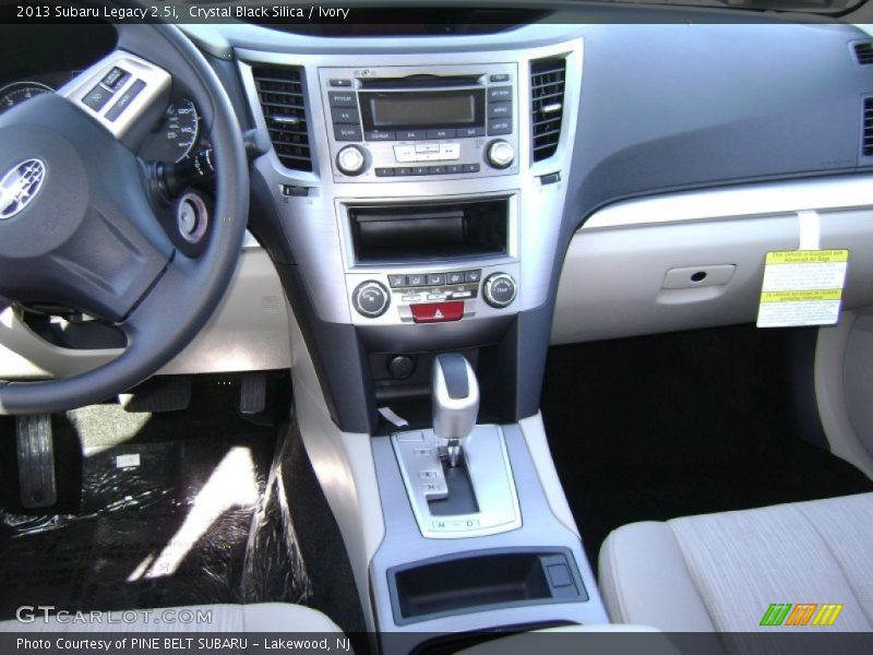 Crystal Black Silica / Ivory 2013 Subaru Legacy 2.5i