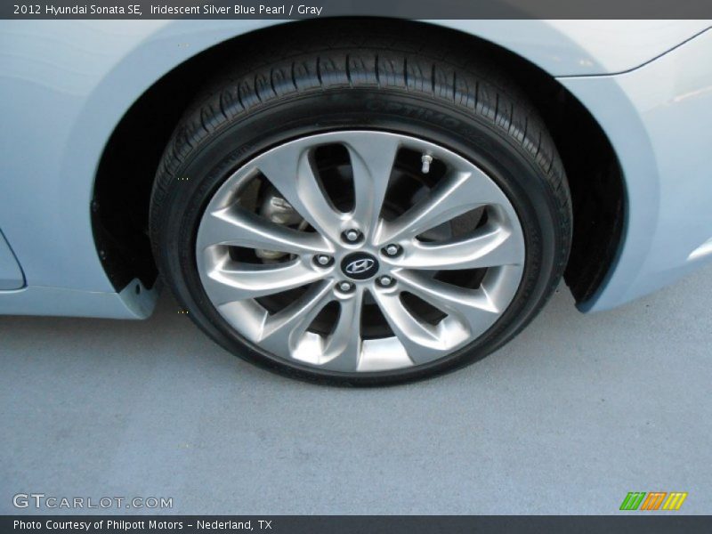 Iridescent Silver Blue Pearl / Gray 2012 Hyundai Sonata SE