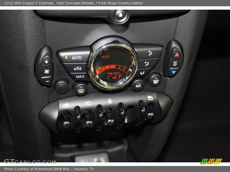 Controls of 2013 Cooper S Clubman
