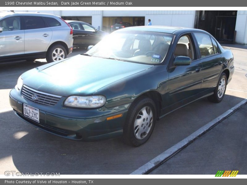 Dark Jade Green Metallic / Medium Oak 1998 Chevrolet Malibu Sedan