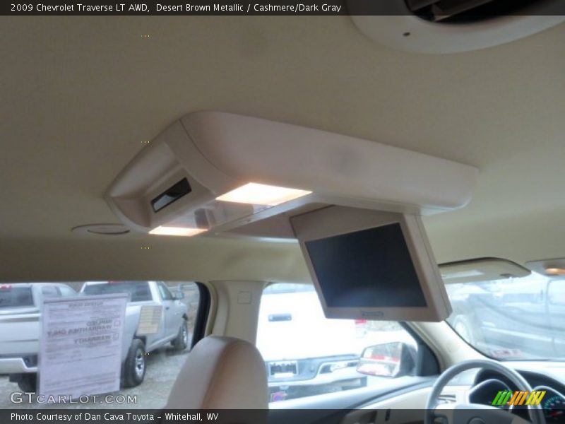 Entertainment System of 2009 Traverse LT AWD