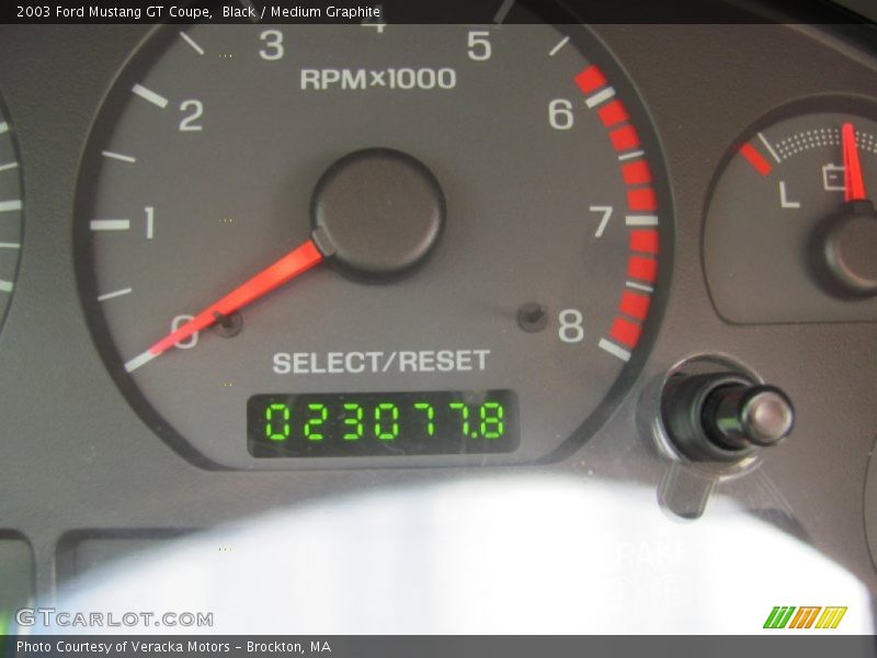Black / Medium Graphite 2003 Ford Mustang GT Coupe