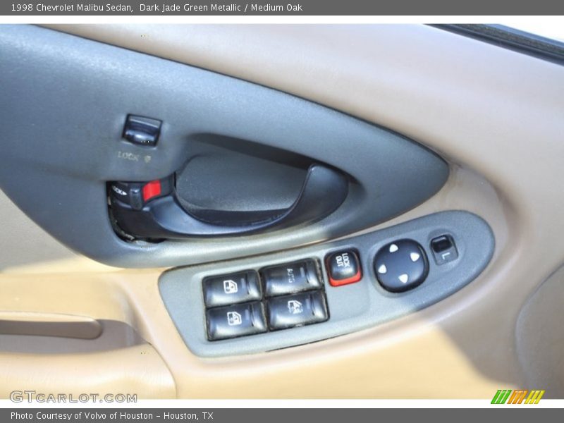 Dark Jade Green Metallic / Medium Oak 1998 Chevrolet Malibu Sedan