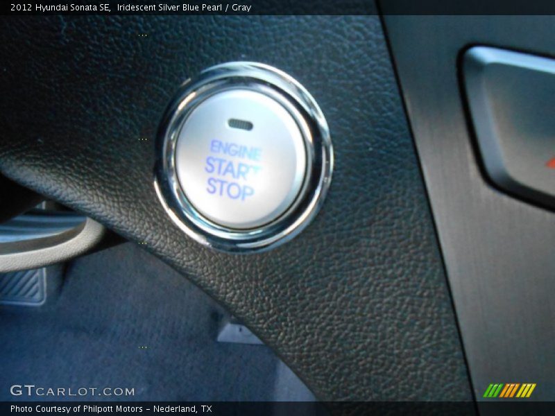 Iridescent Silver Blue Pearl / Gray 2012 Hyundai Sonata SE
