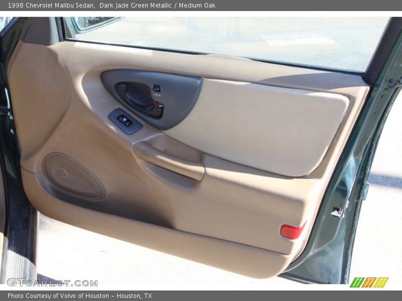 Dark Jade Green Metallic / Medium Oak 1998 Chevrolet Malibu Sedan