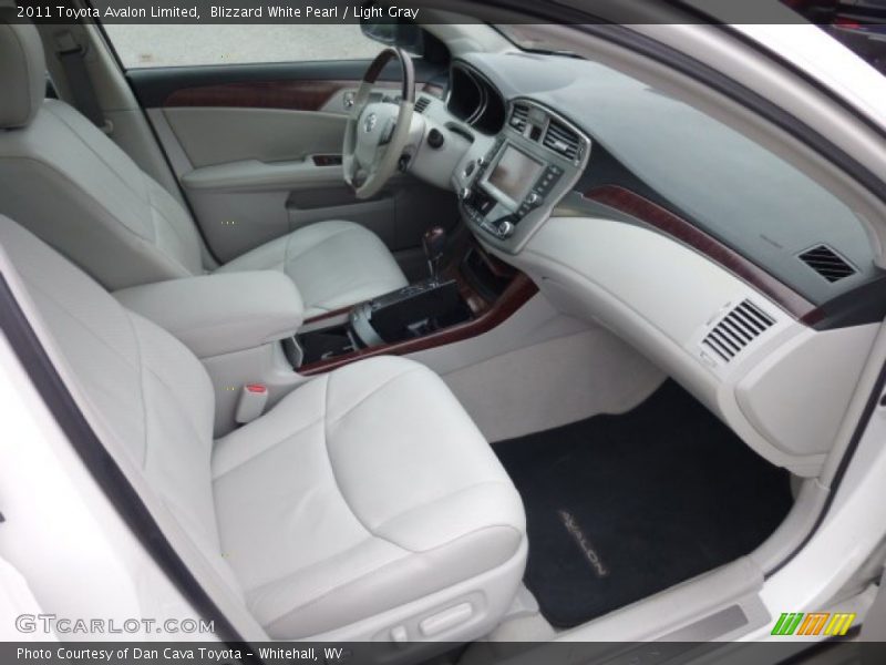 Blizzard White Pearl / Light Gray 2011 Toyota Avalon Limited