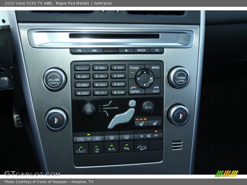 Controls of 2010 XC60 T6 AWD