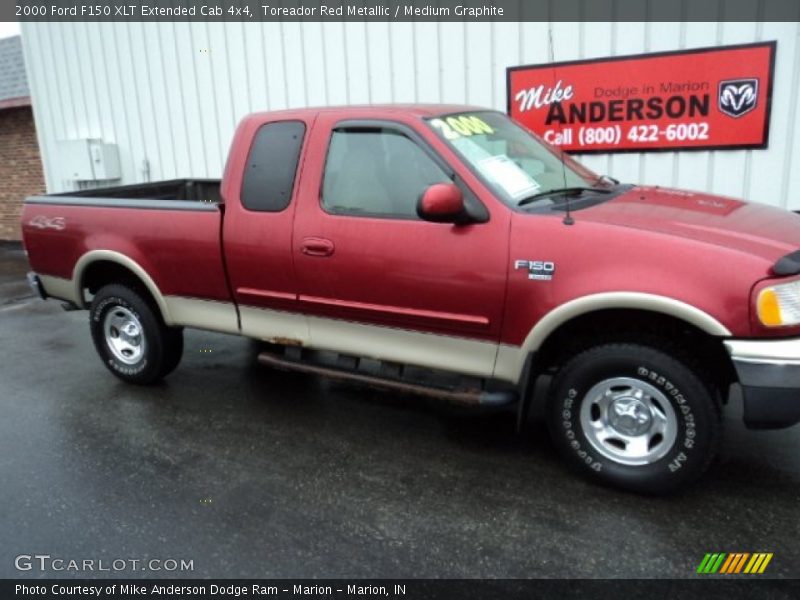 Toreador Red Metallic / Medium Graphite 2000 Ford F150 XLT Extended Cab 4x4