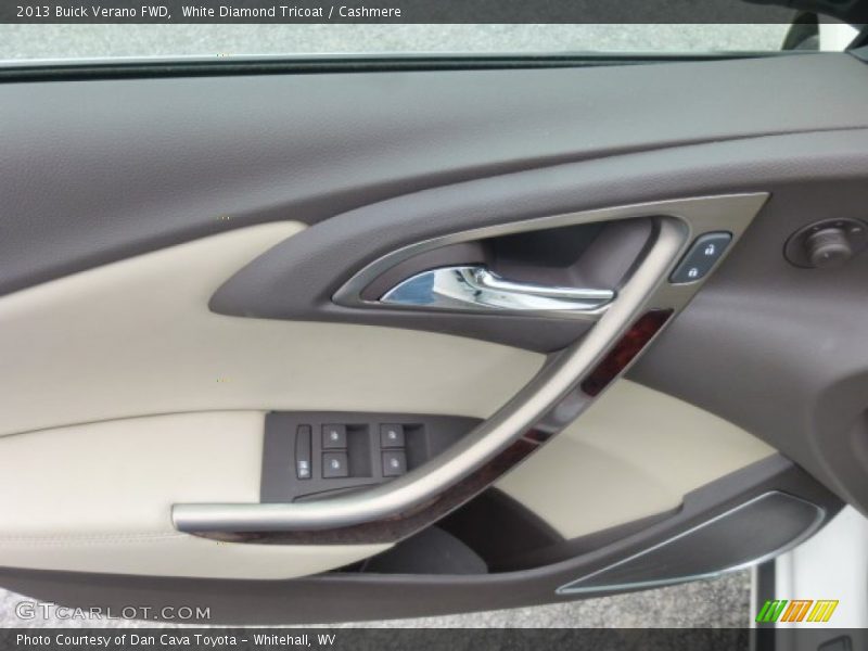 White Diamond Tricoat / Cashmere 2013 Buick Verano FWD