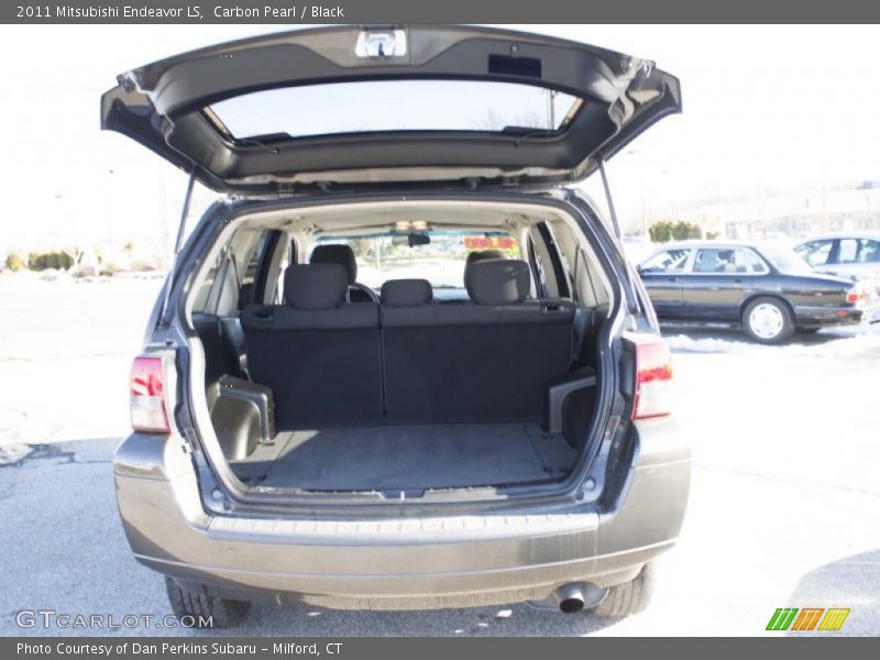 Carbon Pearl / Black 2011 Mitsubishi Endeavor LS