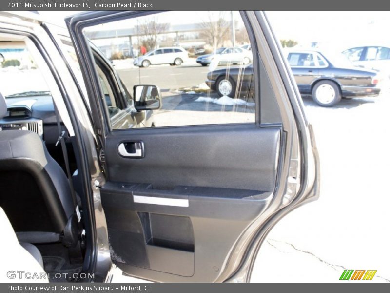 Carbon Pearl / Black 2011 Mitsubishi Endeavor LS
