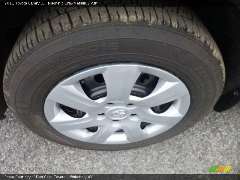 Magnetic Gray Metallic / Ash 2011 Toyota Camry LE