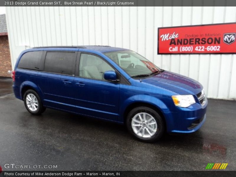 Blue Streak Pearl / Black/Light Graystone 2013 Dodge Grand Caravan SXT