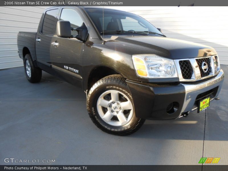 Galaxy Black / Graphite/Titanium 2006 Nissan Titan SE Crew Cab 4x4