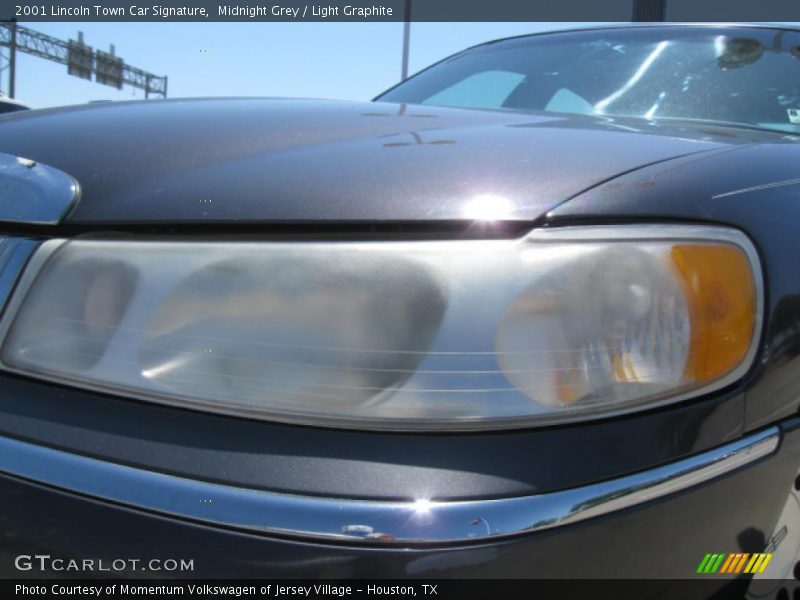 Midnight Grey / Light Graphite 2001 Lincoln Town Car Signature