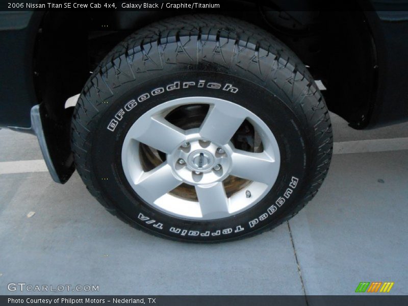 Galaxy Black / Graphite/Titanium 2006 Nissan Titan SE Crew Cab 4x4