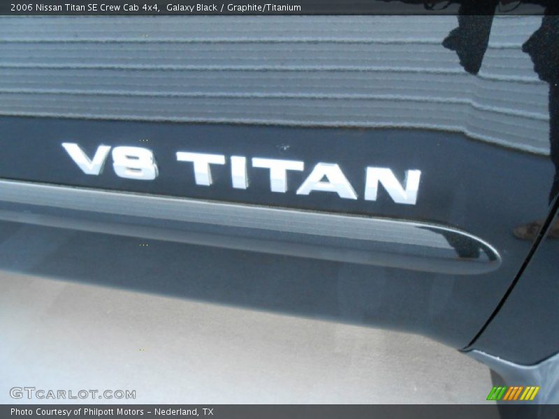 Galaxy Black / Graphite/Titanium 2006 Nissan Titan SE Crew Cab 4x4