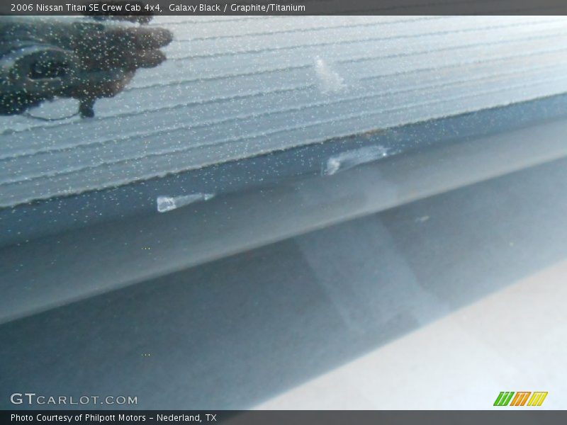 Galaxy Black / Graphite/Titanium 2006 Nissan Titan SE Crew Cab 4x4