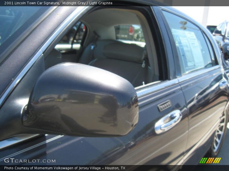 Midnight Grey / Light Graphite 2001 Lincoln Town Car Signature