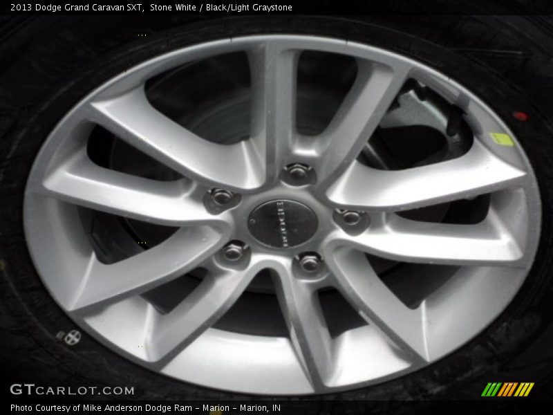 Stone White / Black/Light Graystone 2013 Dodge Grand Caravan SXT