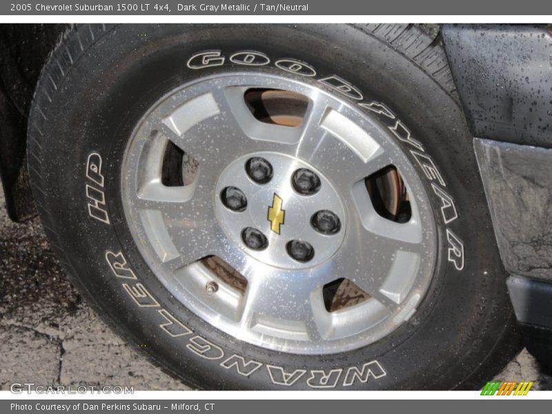 Dark Gray Metallic / Tan/Neutral 2005 Chevrolet Suburban 1500 LT 4x4