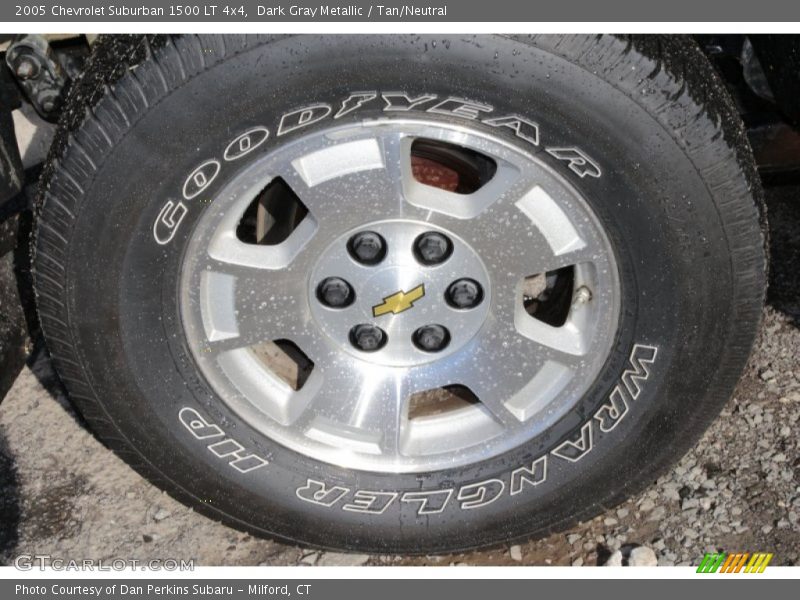 Dark Gray Metallic / Tan/Neutral 2005 Chevrolet Suburban 1500 LT 4x4