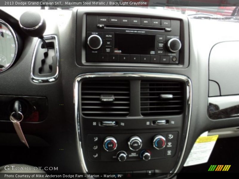 Maximum Steel Metallic / Black/Light Graystone 2013 Dodge Grand Caravan SXT