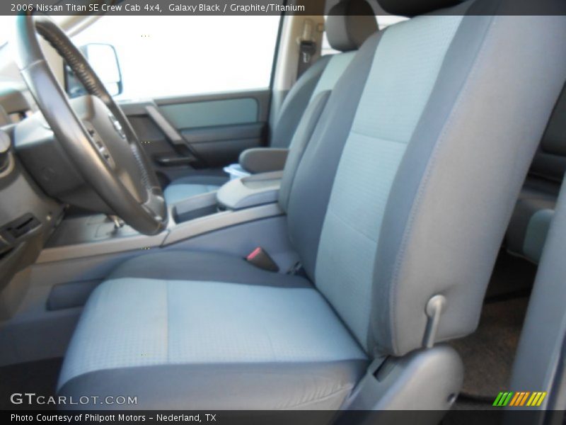 Galaxy Black / Graphite/Titanium 2006 Nissan Titan SE Crew Cab 4x4