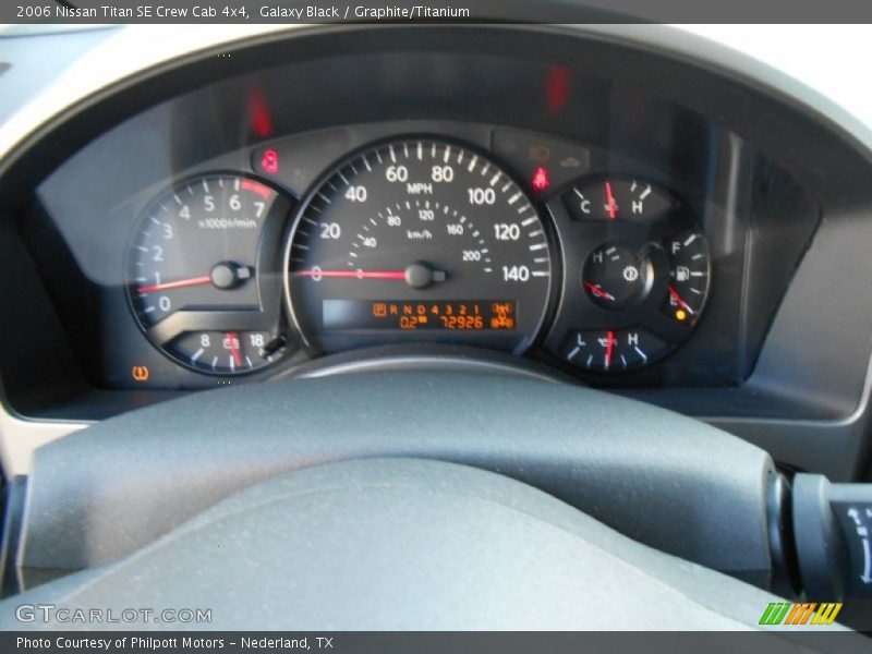 Galaxy Black / Graphite/Titanium 2006 Nissan Titan SE Crew Cab 4x4