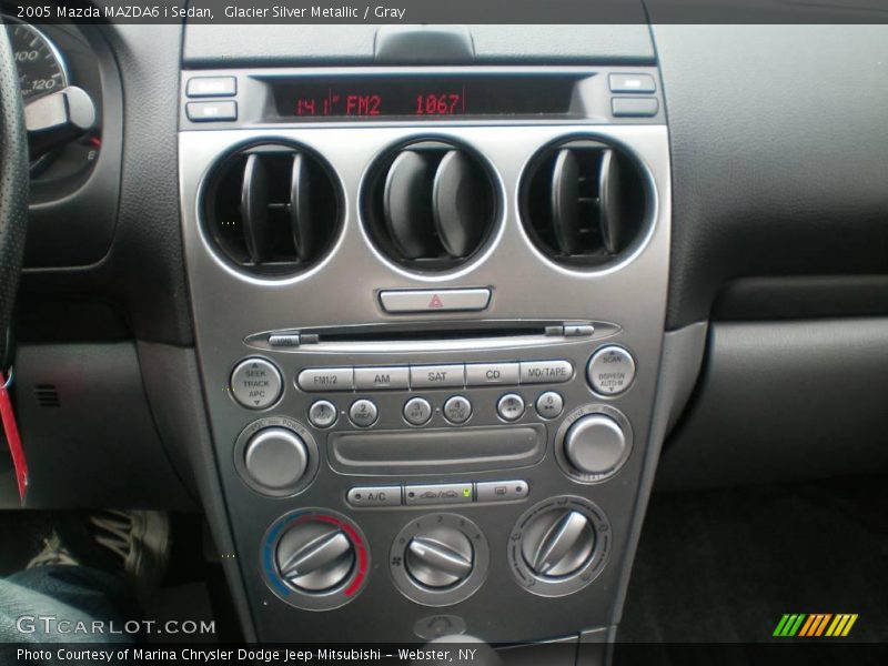 Glacier Silver Metallic / Gray 2005 Mazda MAZDA6 i Sedan