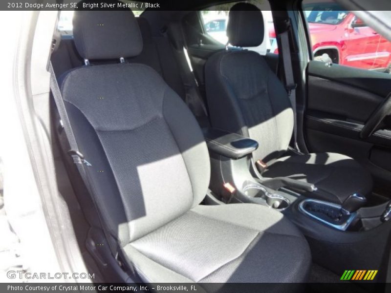 Bright Silver Metallic / Black 2012 Dodge Avenger SE