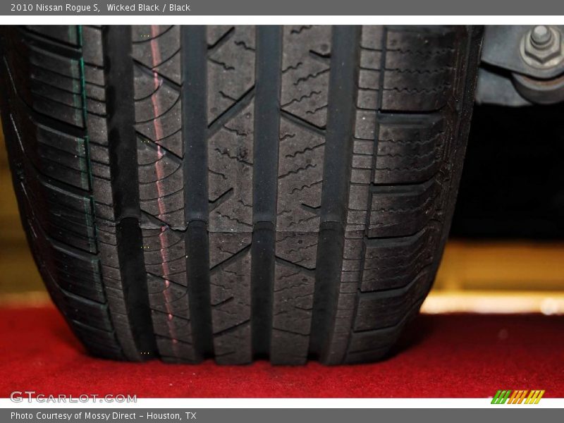 Wicked Black / Black 2010 Nissan Rogue S