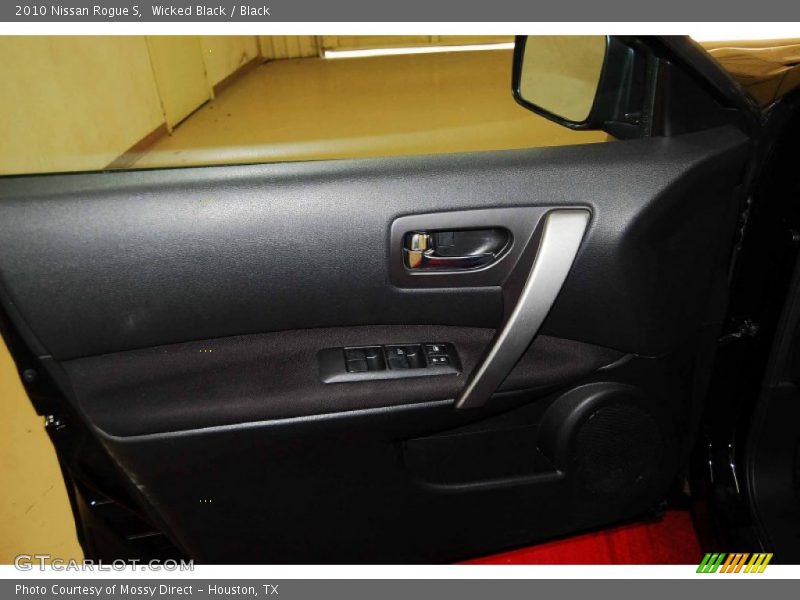 Wicked Black / Black 2010 Nissan Rogue S
