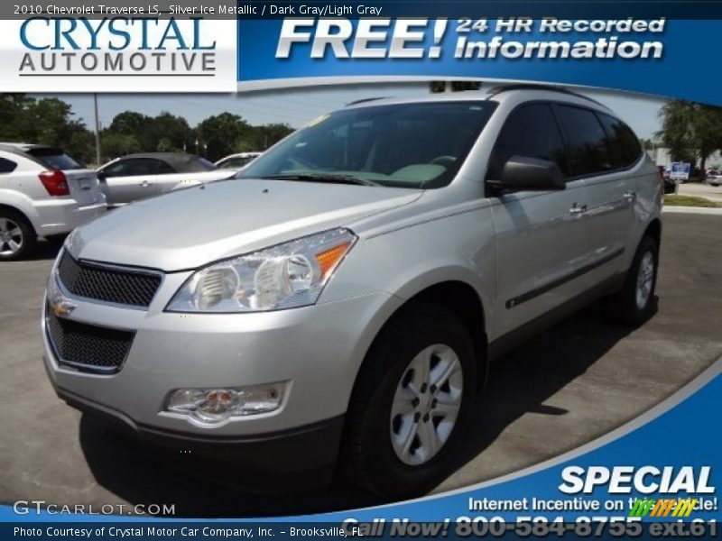 Silver Ice Metallic / Dark Gray/Light Gray 2010 Chevrolet Traverse LS